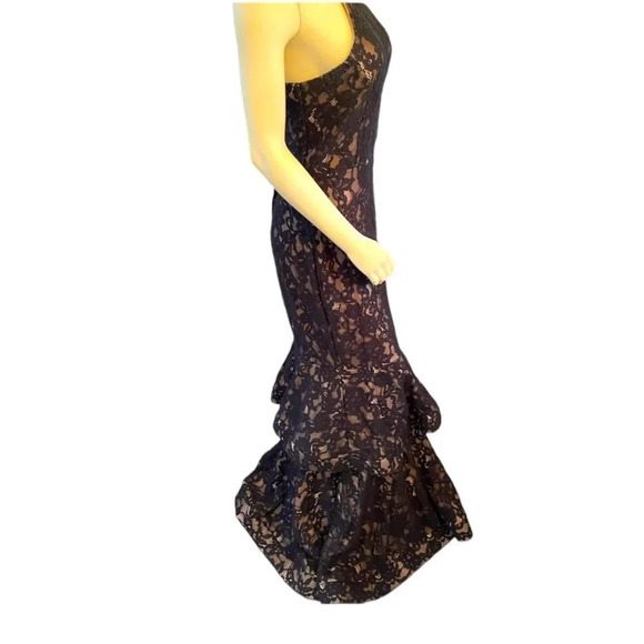 BLACK LACE OVERLAY FLOOR LENGTH TEIRED RUFFLED MERMAID GOWN BY WINDSOR SIZE L - Picture 2 of 14